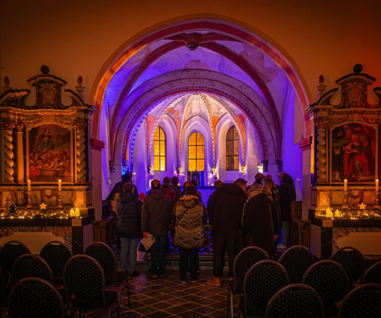 dickens entertainment5